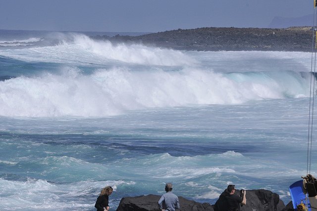 Las olas de Lanzarote tienen mucho prestigio entre los surfistas. Foto de Jean-Louis Potier.