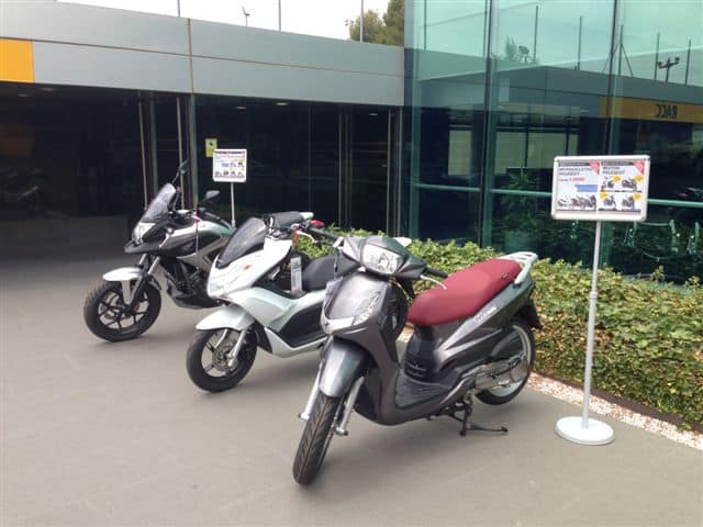 Motos Honda i Peugeot